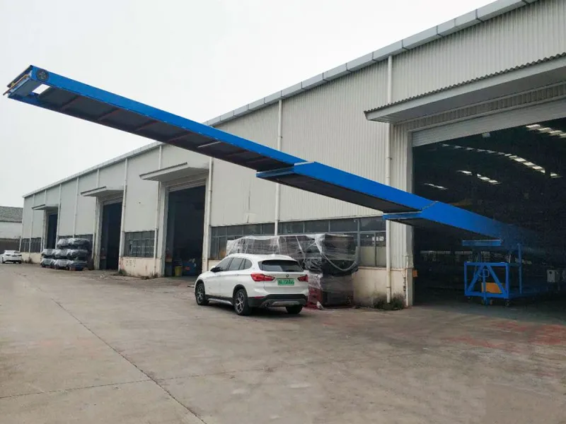 Enhancing Warehouse Efficiency with Loading Conveyors