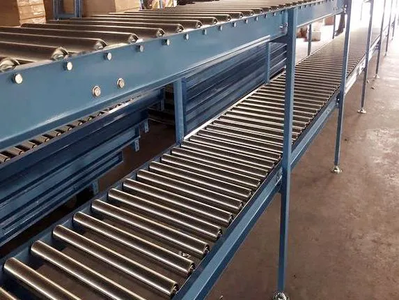 gravity roller conveyor